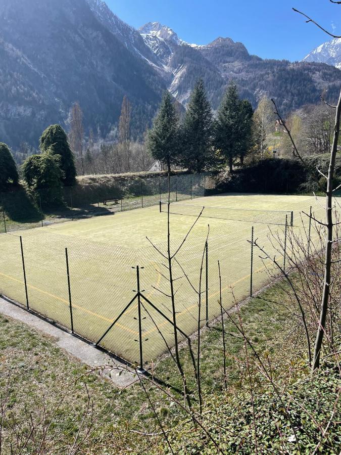 Courmayeur~Navetta Gratuita Per Il Centro+Impianti Εξωτερικό φωτογραφία