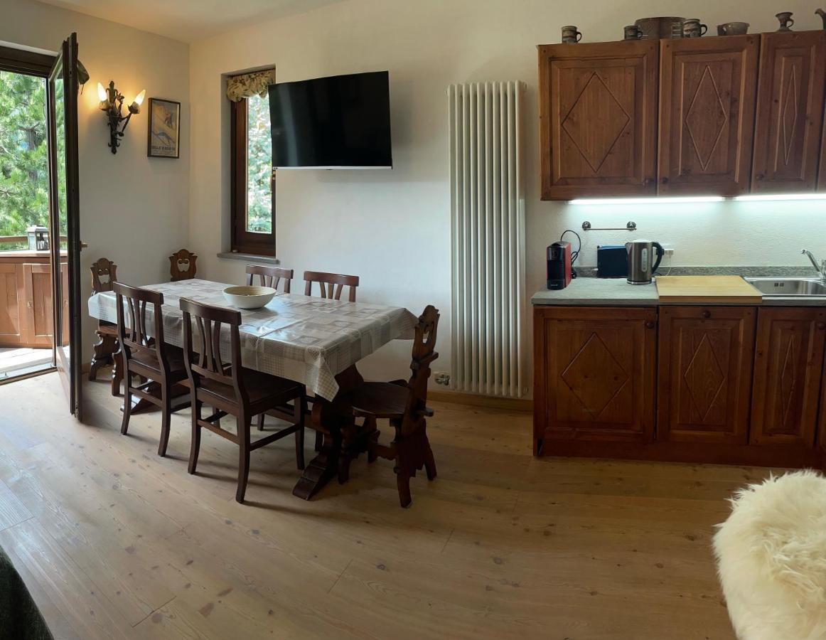 Courmayeur~Navetta Gratuita Per Il Centro+Impianti Εξωτερικό φωτογραφία
