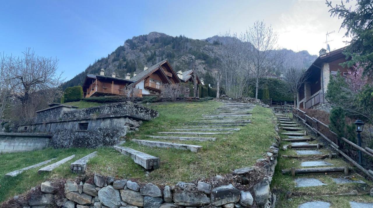 Courmayeur~Navetta Gratuita Per Il Centro+Impianti Εξωτερικό φωτογραφία